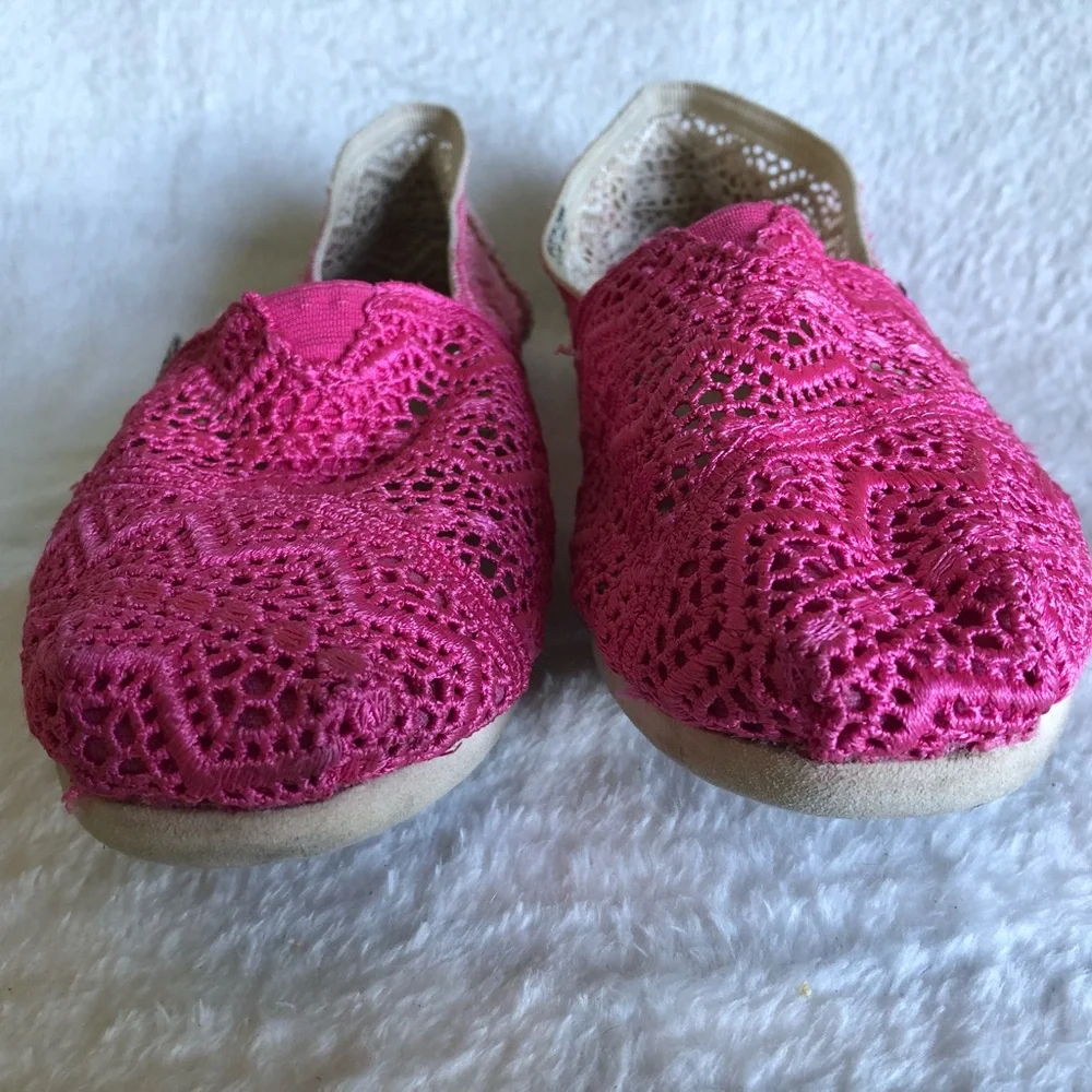 Tom's 8.5W Crochet Flats Pink Ombré